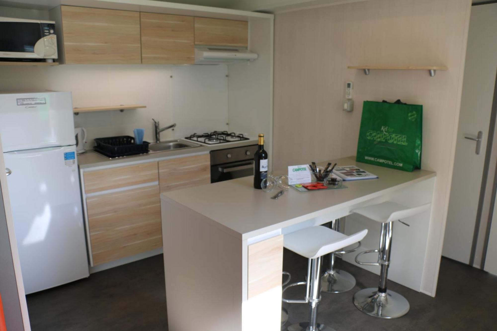 Mobile Homes By Kelair At Castell Montgri Torroella De Montgri Exterior photo